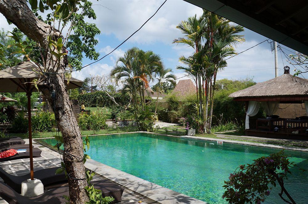 Aqua Octaviana Bali Villa Canggu Exterior foto