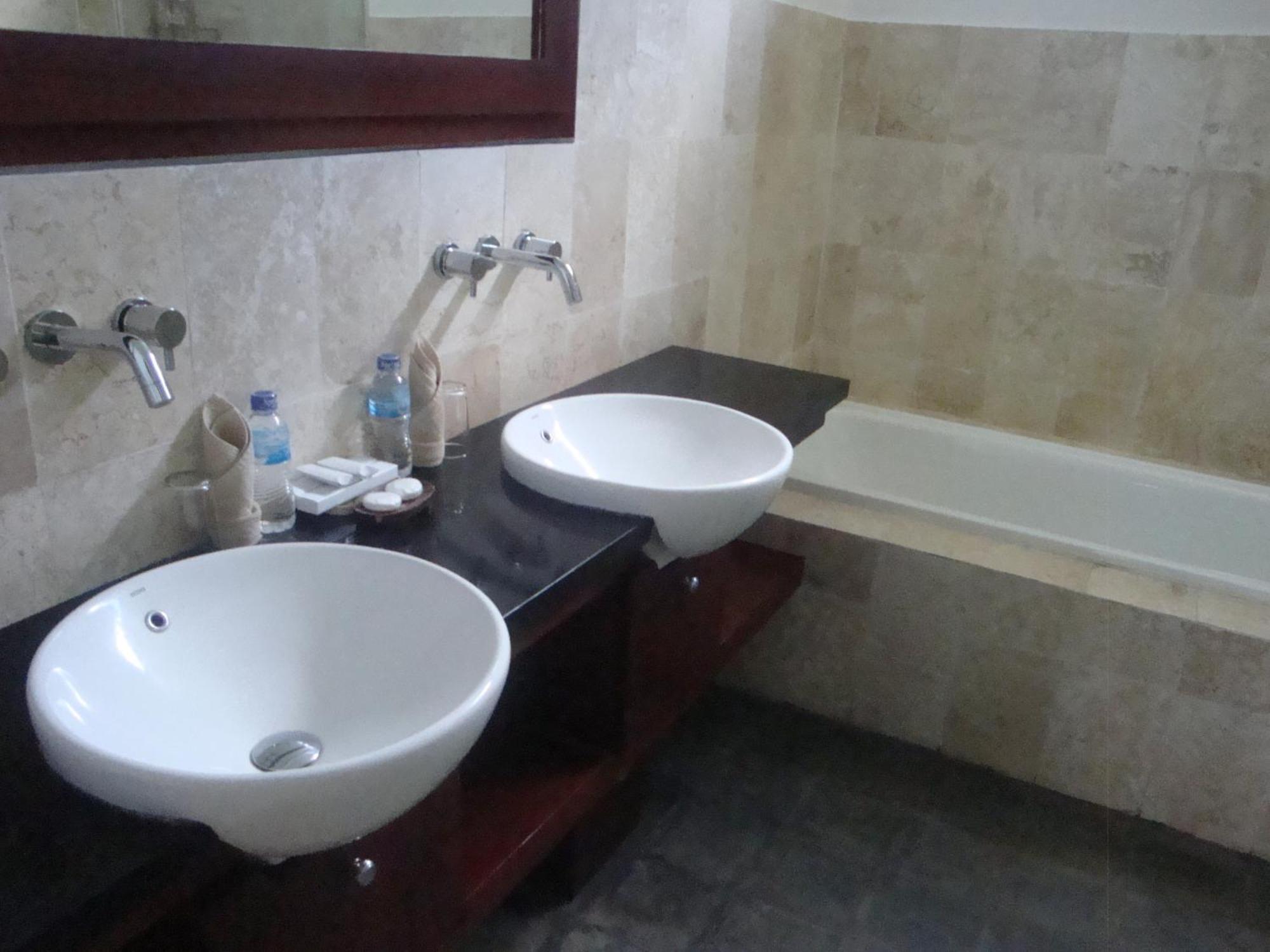 Aqua Octaviana Bali Villa Canggu Habitación foto