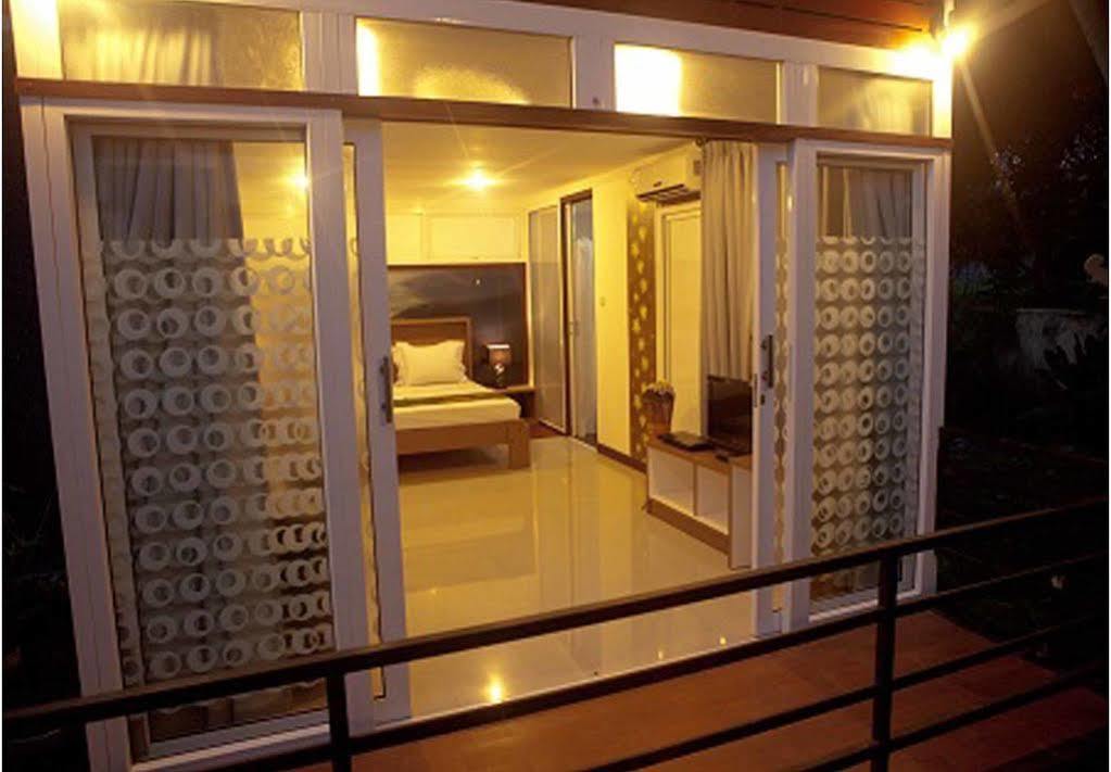 Aqua Octaviana Bali Villa Canggu Exterior foto