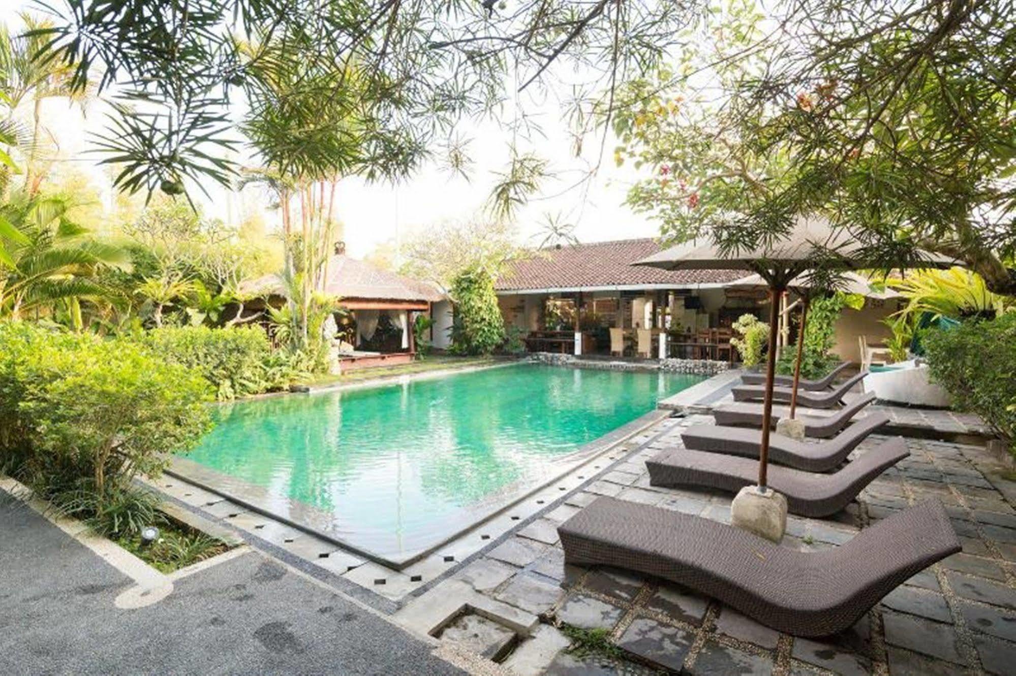 Aqua Octaviana Bali Villa Canggu Exterior foto